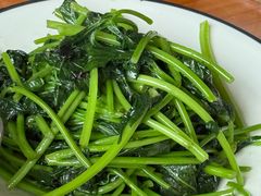 -莲餐厅·湖北菜·潜江小龙虾店(愚园路店)