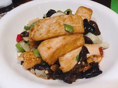 家常豆腐-西湖鱼小海鲜·杭帮菜·农家菜(断桥店)