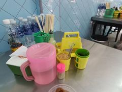 -榮泰米粉湯(Left Shop)