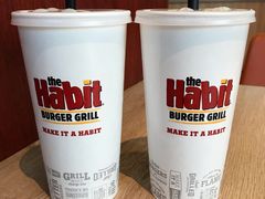 -The Habit Burger Grill 哈比特汉堡(复兴soho店)