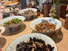 -大中华希尔顿酒店-念自助餐·嗨啤·小龙虾
