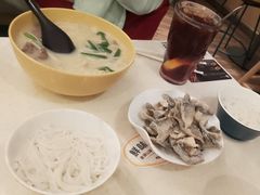 -谭仔米线(皇庭广场店)