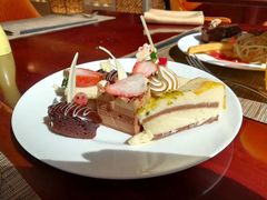 -东西风牛排馆周末烧烤自助(首都机场希尔顿店)