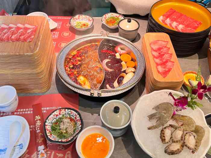 将绪に·和牛放题寿喜烧(定海凯虹广场店)-"09工作日的晚饭点人还是