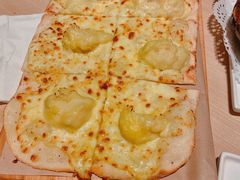 榴莲多多比萨-必胜客(漕宝路店)