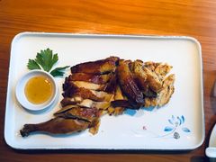 -莲餐厅·湖北菜·潜江小龙虾店(愚园路店)