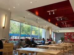 -东方既白(黄兴路大润发店)