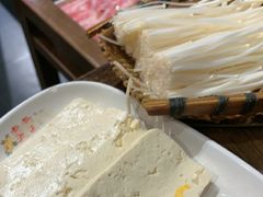 -巴卤社老火锅(财富店)