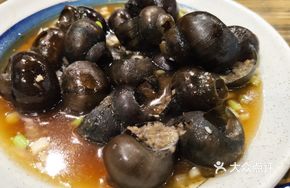 Bamboo Snail Stuffed with Meat