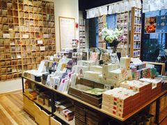 -猫的天空之城概念书店(杭州南宋御街店)