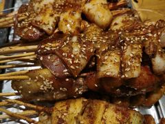 -烤满分·东北烧烤(首经贸店)