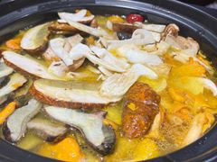 -野菌皇海景野生菌火锅(滨海大道店)