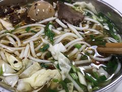 -花溪王记牛肉粉(四季花溪商场店)