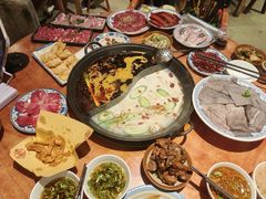 -周小明火锅(黑金冠社区店)