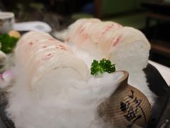 无骨脆肉鲩鱼腩-得意咚瓜·顺德鱼生·冬瓜火锅(深圳首店)