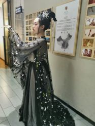 点击看大图 -盘子女人坊古装写真摄影(厦门总店)