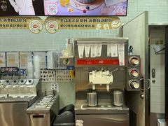-DQ·蛋糕·冰淇淋(川沙东海岸店)