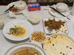 -洈水谣 · 地道荆州松滋菜(菱角湖公园店)