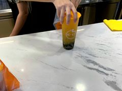 -CoCo都可(湖滨银泰店B区店)