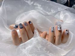 -Nail Me美甲美睫