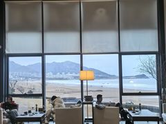 -青岛朗艺美术馆·海景咖啡