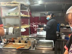 -乐彡炸串·烤苕皮(西单华威约饭街店)