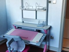 -康朴乐儿童学习桌椅(蓝色港湾店)