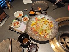 -铭牛烧肉·和牛海鲜自助(高新月牙湖店)