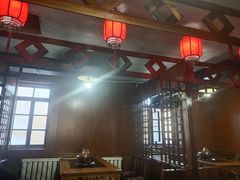 -果松木炭酸菜铜火锅·外婆参鸡汤