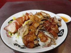 烧鹅拼叉烧饭-吾家香港烧腊专门店