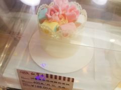 -红宝石·鲜奶小方(莘庄龙之梦店)