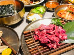 -草家酱蟹炭火烤肉店(珲春南路一店)