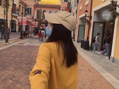 -枫叶小镇奥特莱斯