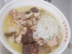 -文山荷鲜居(翠湖店)