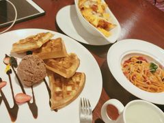 -百好乐宠物友好餐厅(朝外大街店)