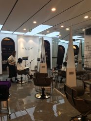 -CD Hair salon