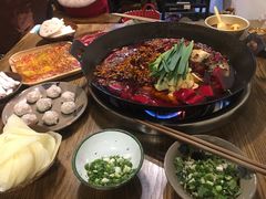 -周幺妹重庆老火锅(银泰城总店)