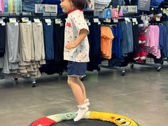 -迪卡侬(顺峰山店)