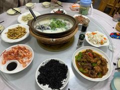-天乐农家鱼头王(天目湖店)