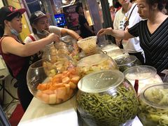 -泰龙城小吃街