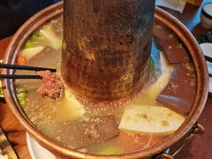 -宣威山野人家·云南菜·菌火锅(金碧店)