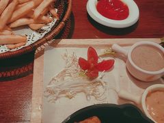 -厚生港萃·小吃餐厅(苍梧路店)
