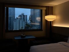 -杭州西湖湖滨银泰亚朵酒店