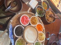 -包整·丝娃娃(甲秀楼景观店)