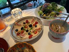 鹅肝慕斯配无花果浆果和核桃-Las Tapas(思南公馆店)