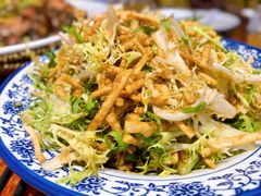 苦菊拌馓子-满堂春特色餐馆