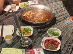 -老船舫·现做活鲜鱼馆(东郊记忆店)