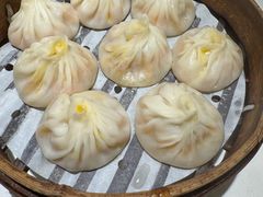 蟹粉鲜肉馅-馋三尺蟹粉小笼(人民广场店)