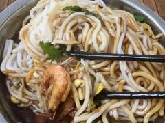 -灵山卢梅燕粉店