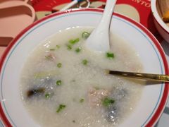-赵财财·肠粉·煲仔饭(华润万象城店)